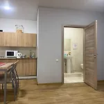 Apartamento 3 квартиры на площади веры холодной 1 *