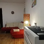 3 квартиры на площади веры холодной 1 Odessa