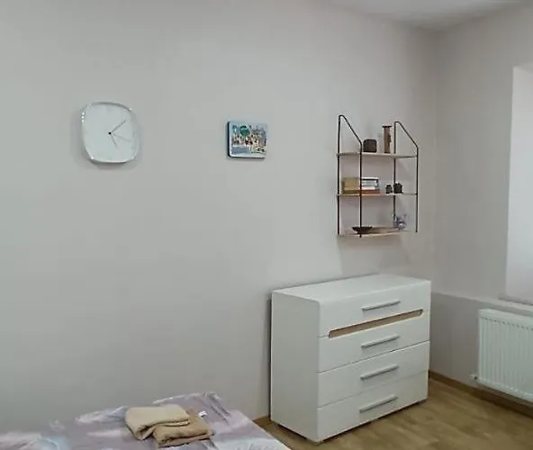 3 квартиры на площади веры холодной 1 * Odesa